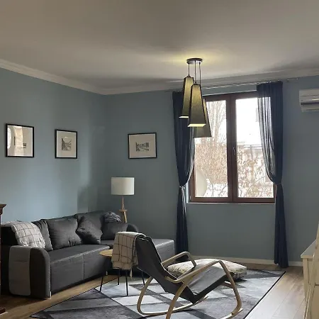 Cozy Spot In The Heart Of